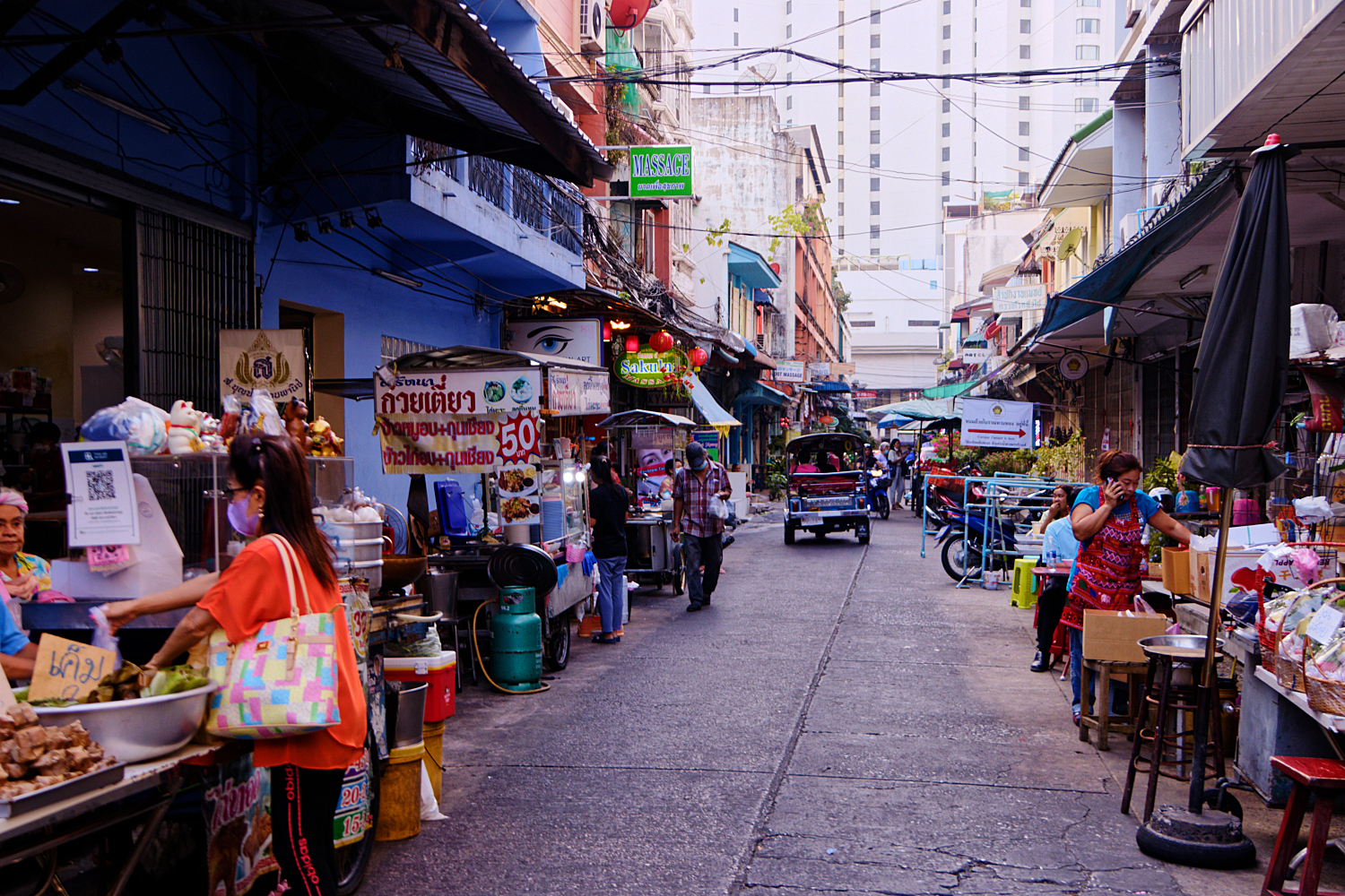 【lebua 前編】バンコク上空にステイ 伝説のホテル・ルブアでシティリゾート PINK｜大人の旅をプロデュース（オーダーメイド旅行